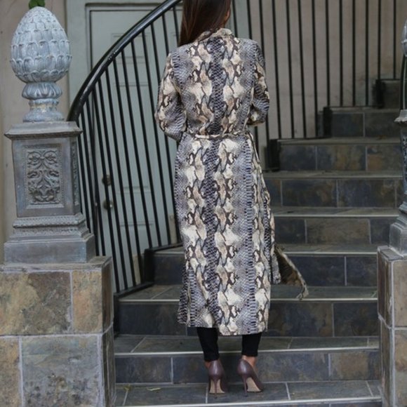 Nostalgia Snakeskin Duster Kimono NWT • Boho • Side Slits Jacket Black White - Picture 2 of 2